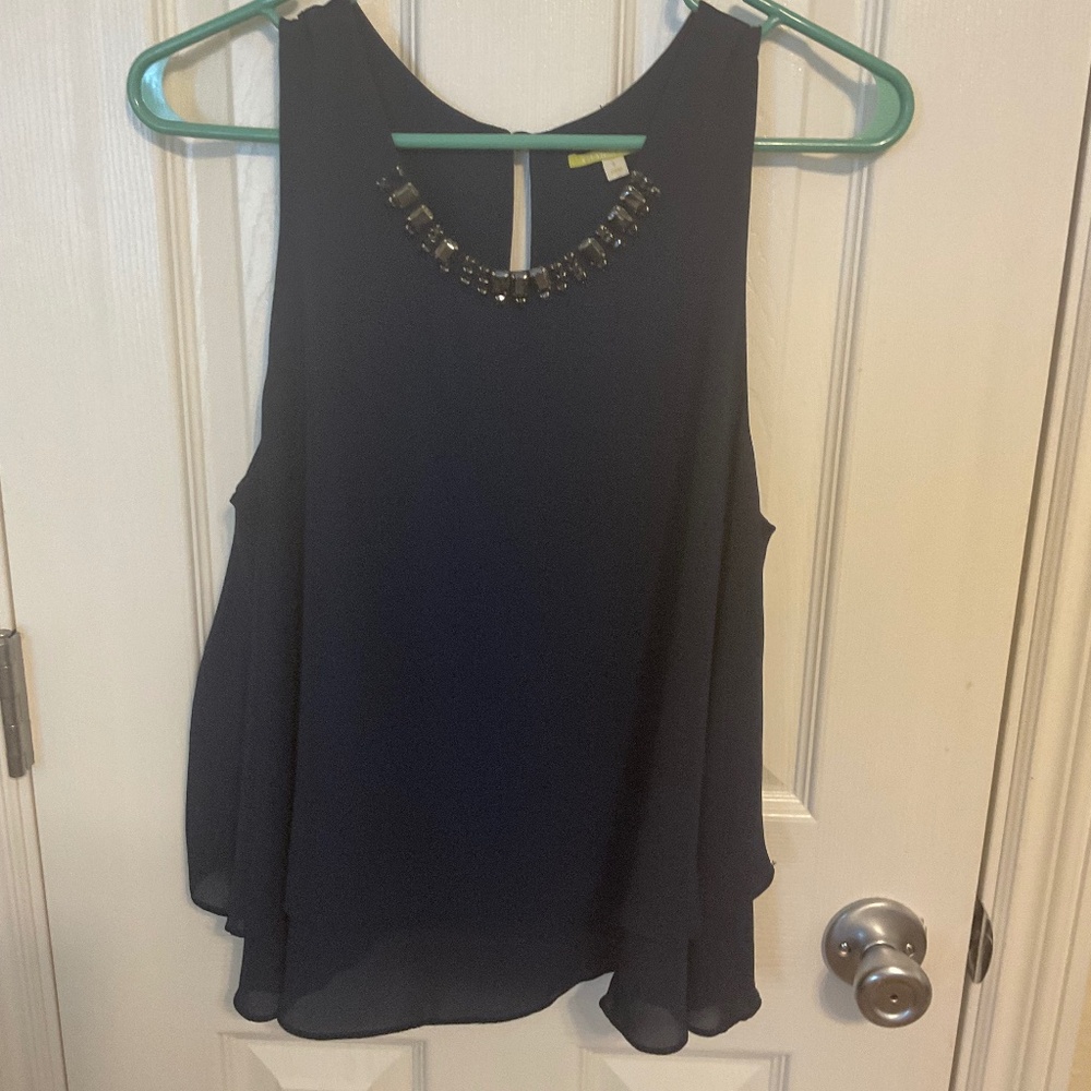 Gianni Bini Navy Blue Tiered Top – Size Large